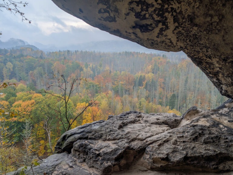 Kuhstall und Winterstein – Felsentor, Himmelsleiter und Aussicht am kuhstall